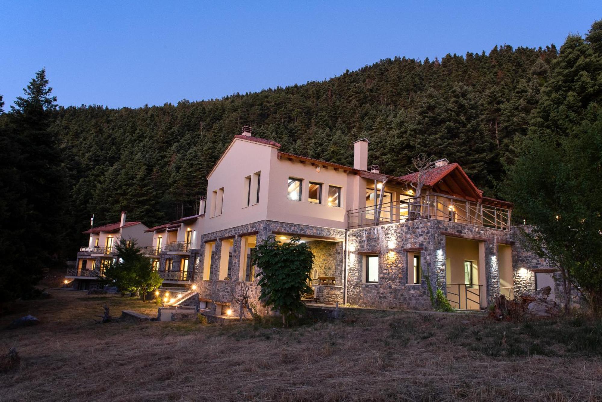 Natura Hotel Vytina Exterior photo